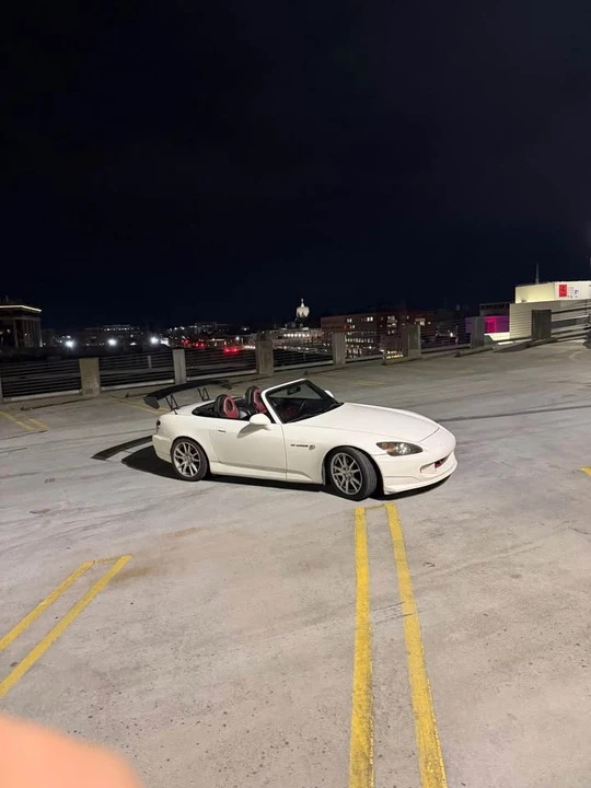 2001 Honda AP1 S2000 - Image 3 of 4