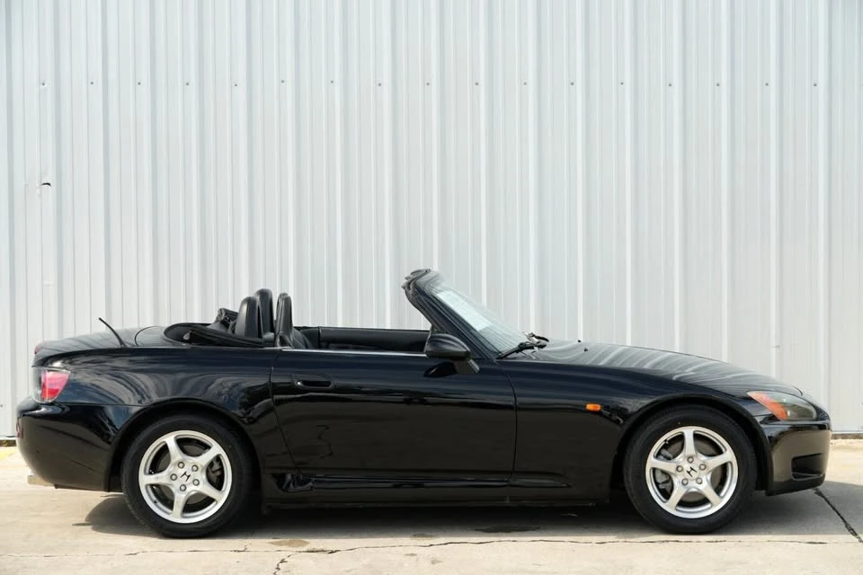 2001 Honda AP1 S2000 - Image 6 of 10