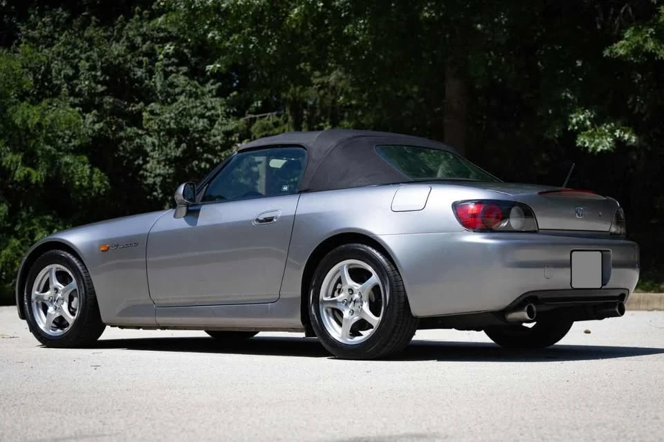 2001 Honda AP1 S2000 - Image 4 of 19