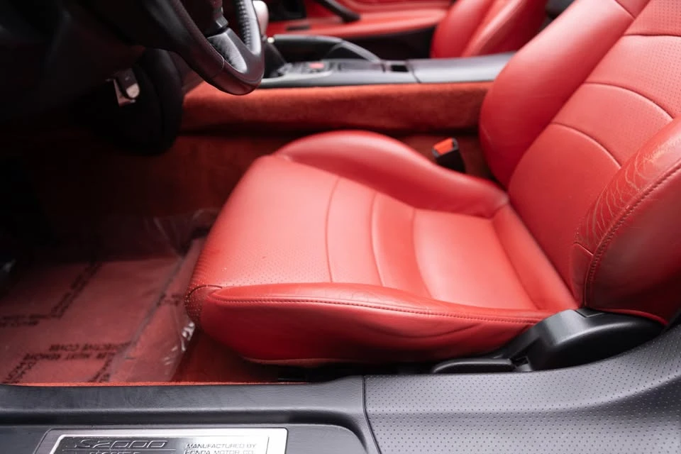 2001 Honda AP1 S2000 - Image 14 of 17