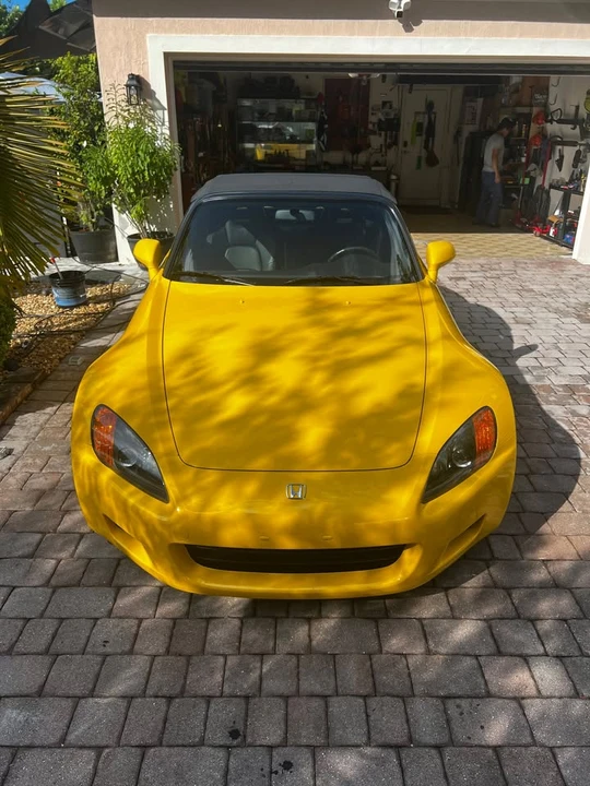 2001 Honda AP1 S2000 - Image 2 of 8