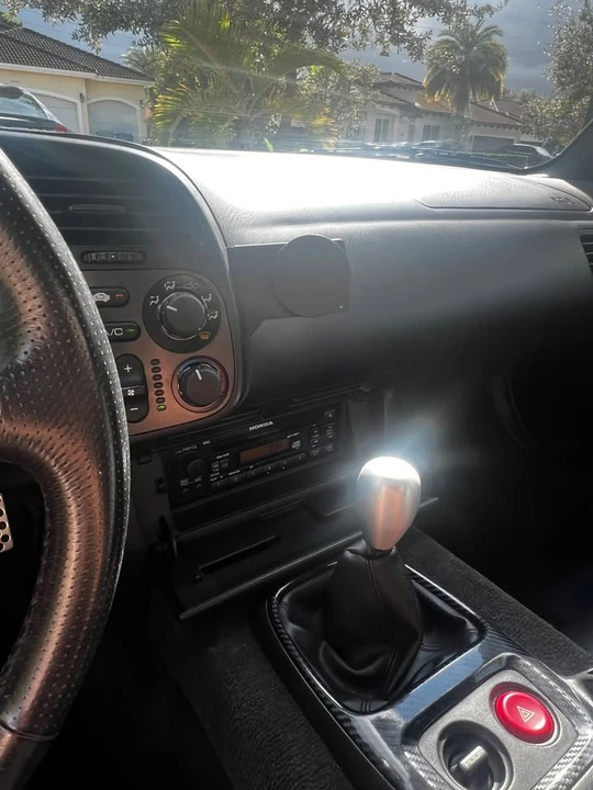 2001 Honda AP1 S2000 - Image 6 of 8