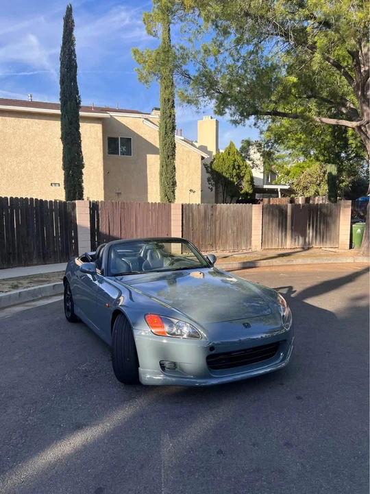 2001 Honda AP1 S2000 - Image 2 of 10