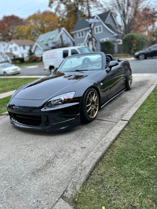 2001 Honda AP1 S2000 - Image 2 of 19