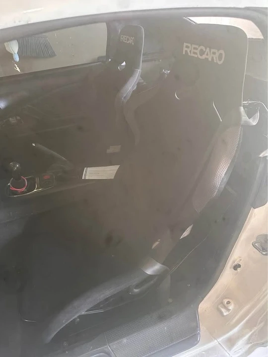 2001 Honda AP1 S2000 - Image 4 of 5