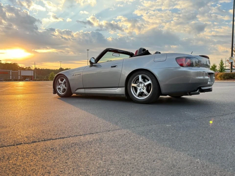 2001 Honda AP1 S2000 - Image 2 of 10