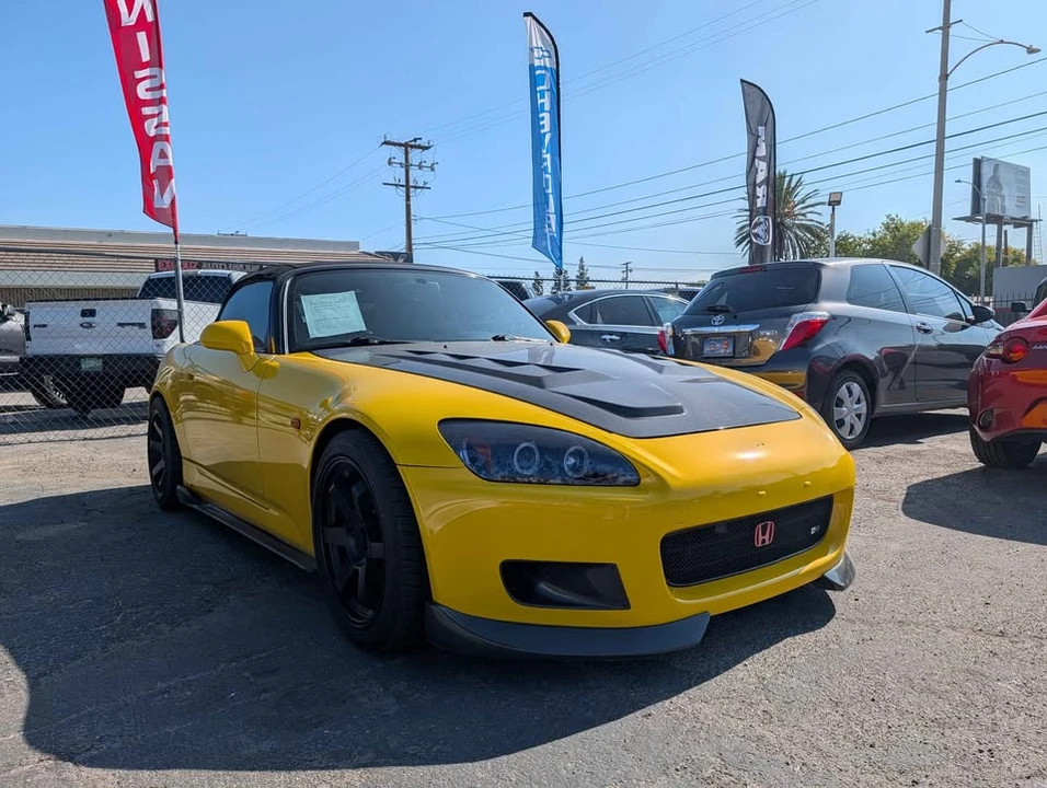 2001 Honda AP1 S2000 - Image 2 of 16
