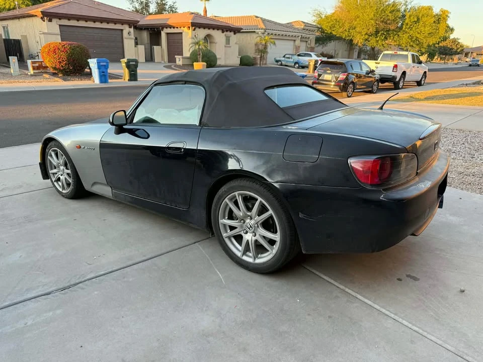 2001 Honda AP1 S2000 - Image 2 of 5