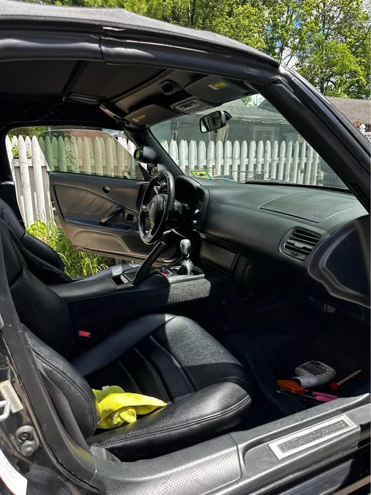 2001 Honda AP1 S2000 - Image 8 of 9