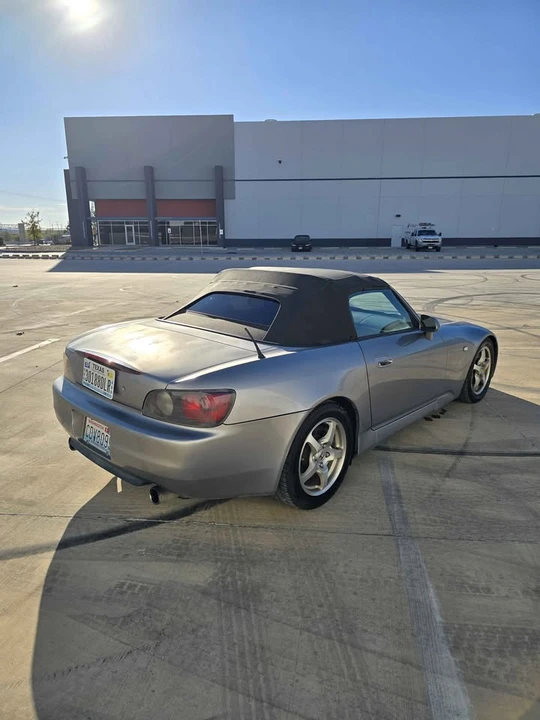 2001 Honda AP1 S2000 - Image 4 of 9