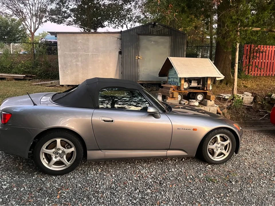 2001 Honda AP1 S2000 - Image 2 of 6