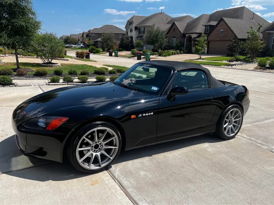 2001 Honda AP1 S2000 - Image 2 of 19