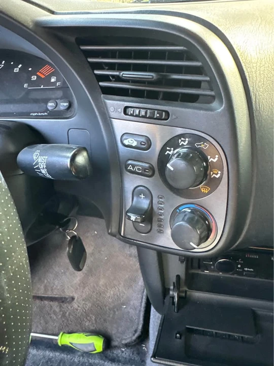 2001 Honda AP1 S2000 - Image 14 of 20