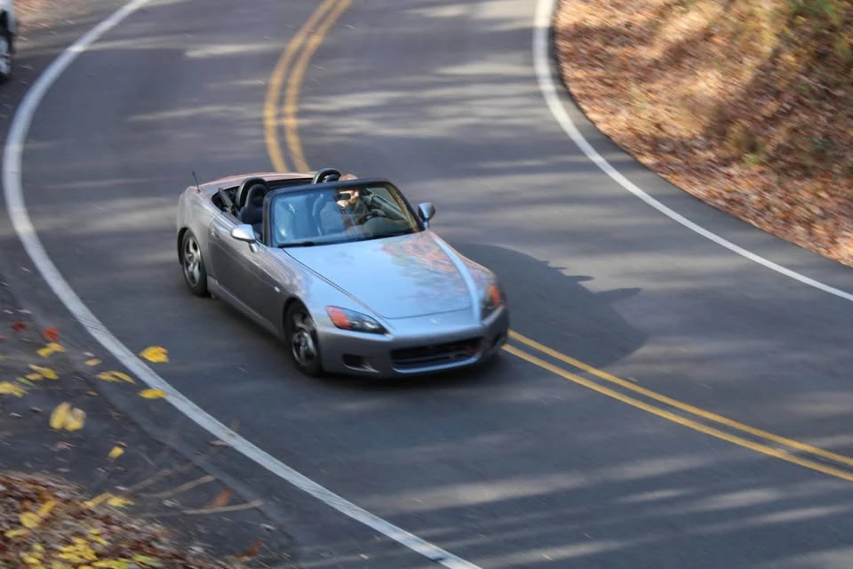 2001 Honda AP1 S2000 - Image 2 of 6