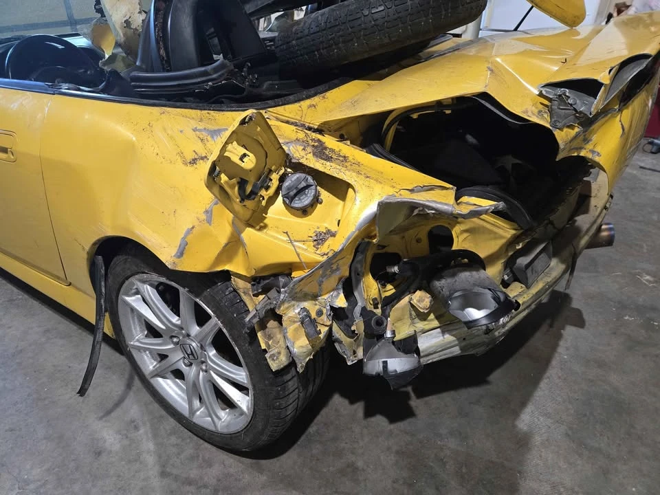 2001 Honda AP1 S2000 - Image 4 of 13