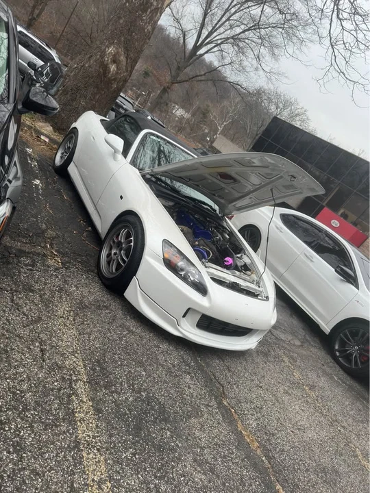2001 Honda AP1 S2000 - Image 2 of 10