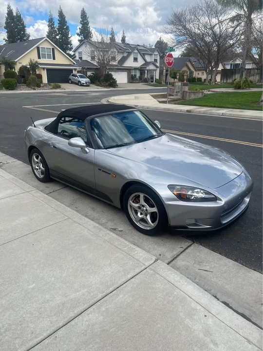 2001 Honda AP1 S2000 - Image 2 of 9