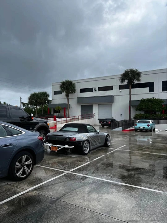 2001 Honda AP1 S2000 - Image 2 of 10