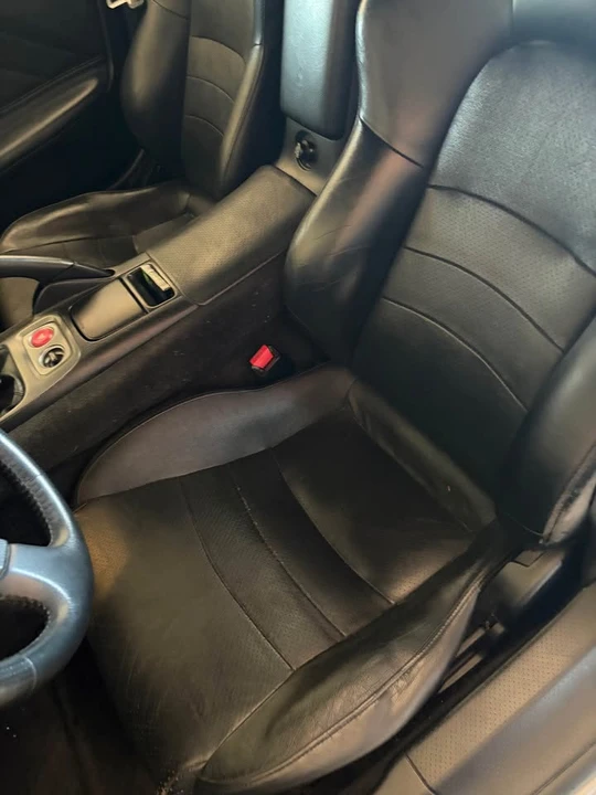 2001 Honda AP1 S2000 - Image 13 of 16