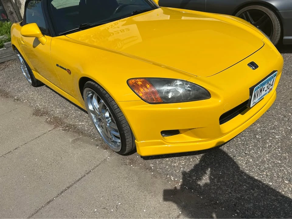 2001 Honda AP1 S2000 - Image 2 of 9