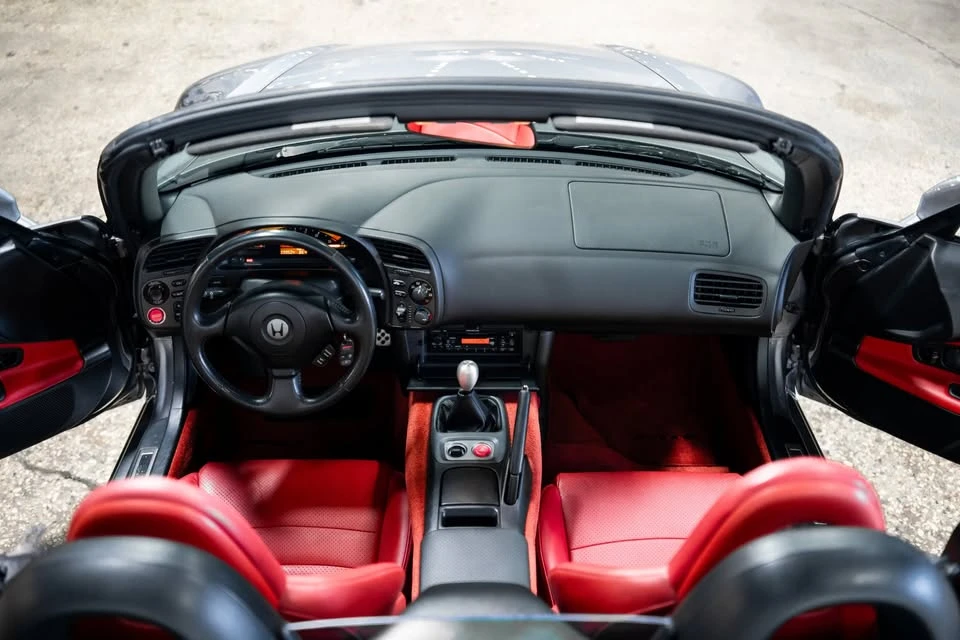 2001 Honda AP1 S2000 - Image 2 of 20