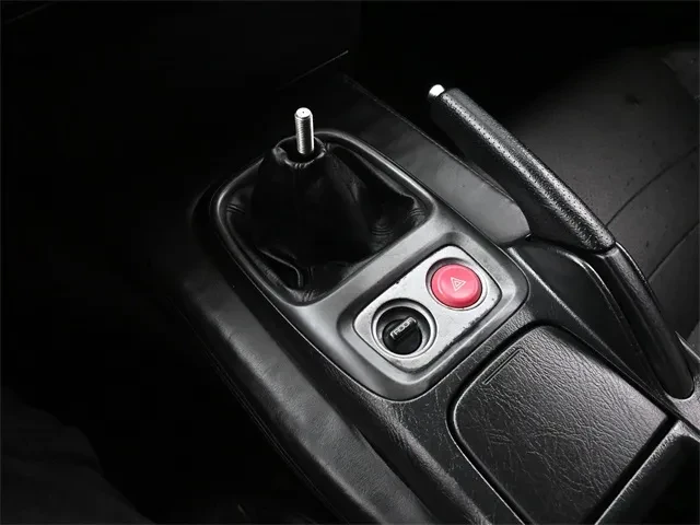 2001 Honda AP1 S2000 - Image 5 of 7