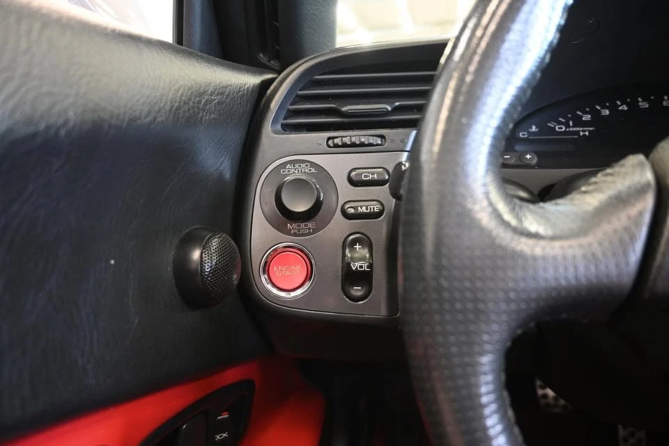 2001 Honda AP1 S2000 - Image 16 of 19