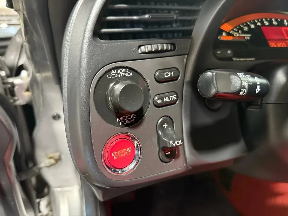 2001 Honda AP1 S2000 - Image 12 of 19