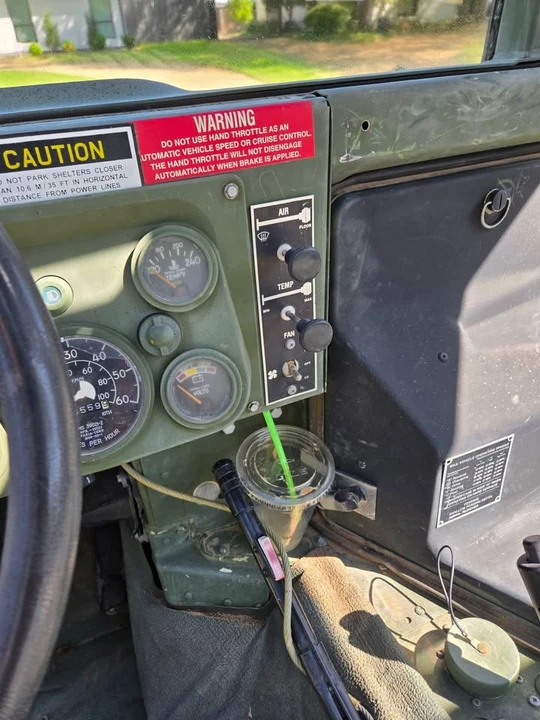 2001 Hummer HMMWV - Image 11 of 14
