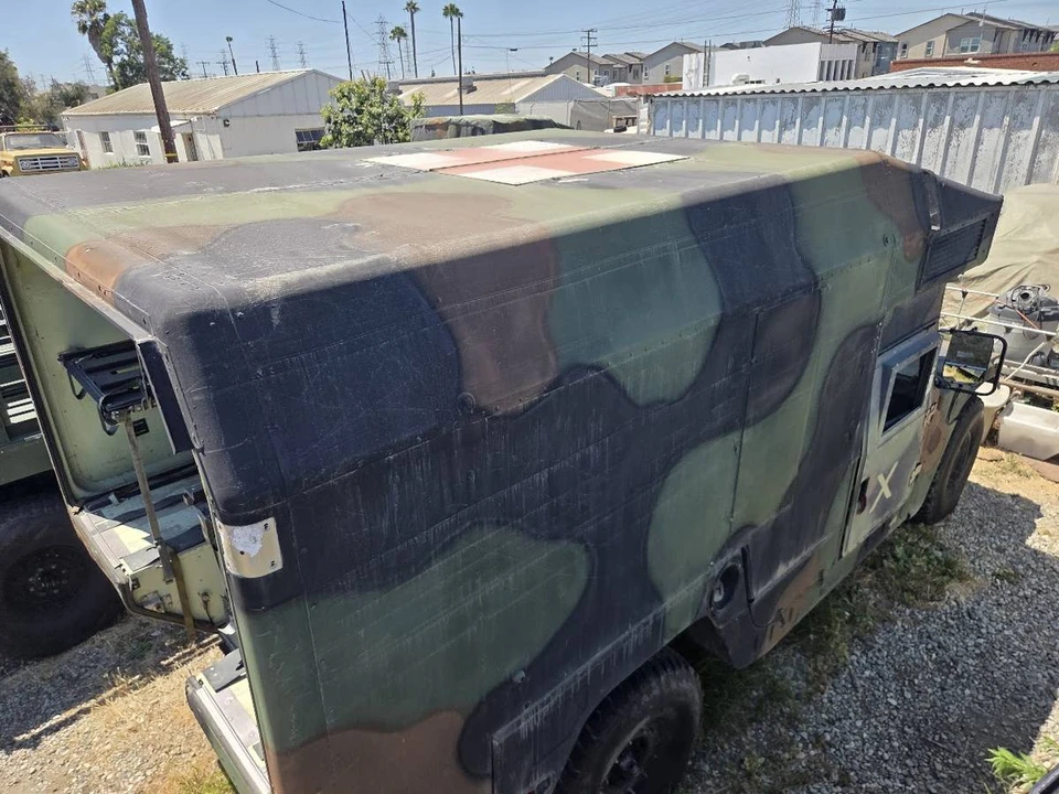 2001 AM General Hummer - Image 24 of 24