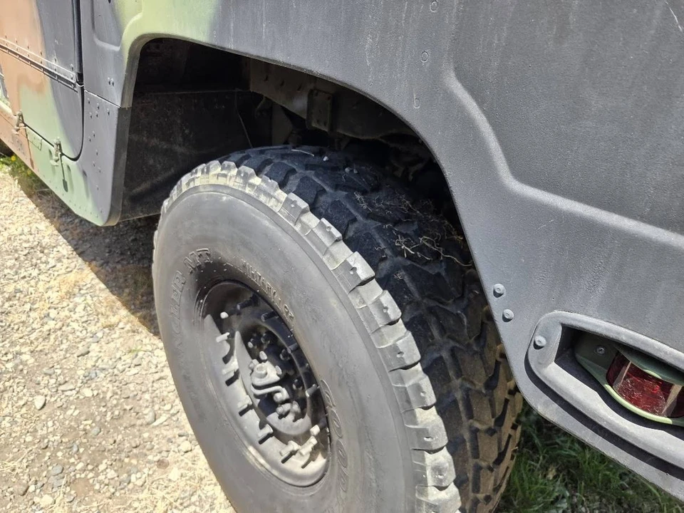 2001 AM General Hummer - Image 18 of 24