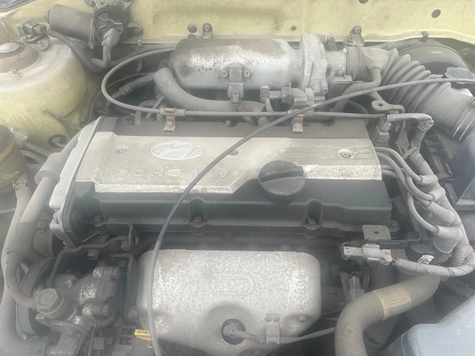 2001 Hyundai Accent - Image 19 of 20