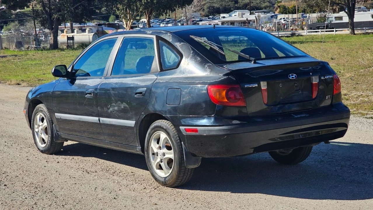 2001 Hyundai Elantra - Image 6 of 21