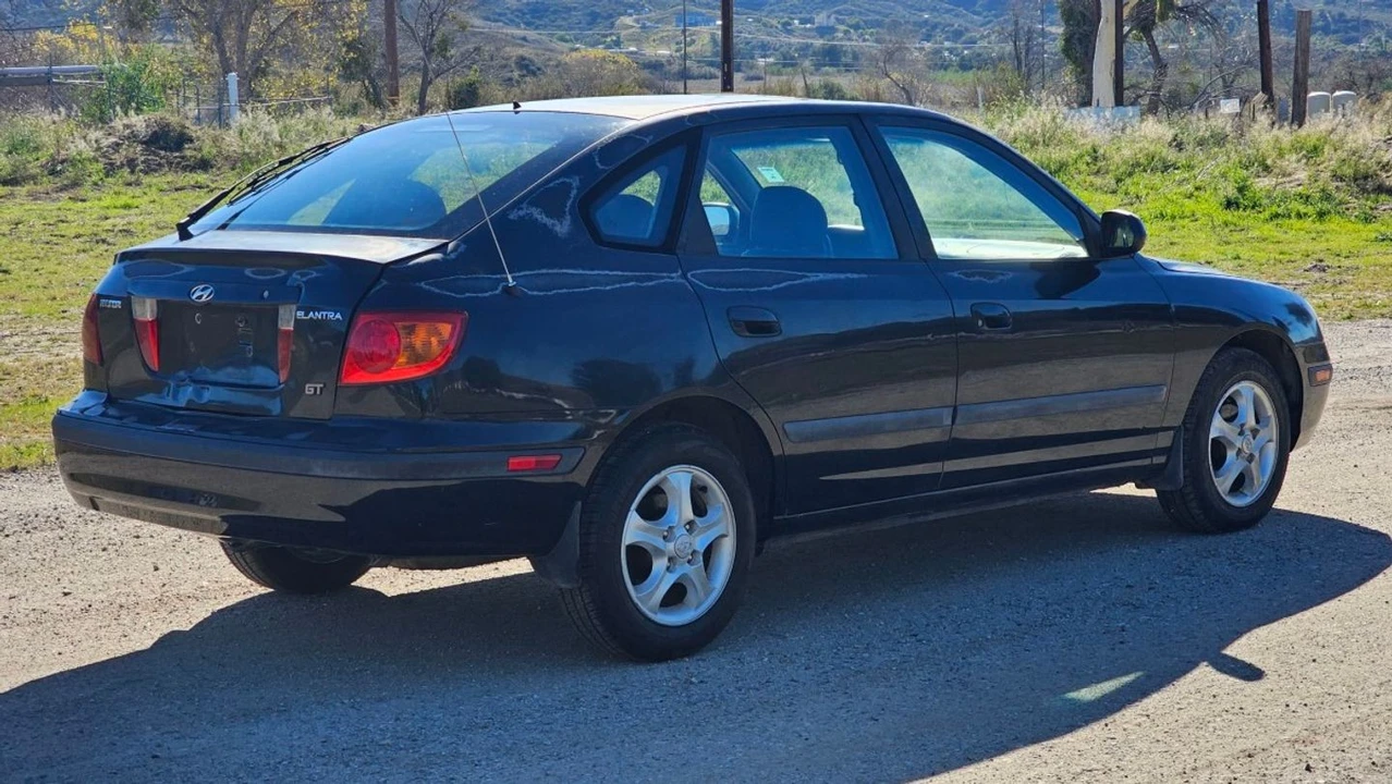 2001 Hyundai Elantra - Image 7 of 21