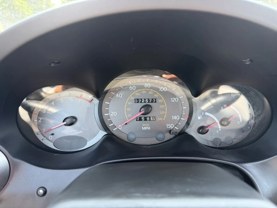 2001 Hyundai Tiburon - Image 11 of 11