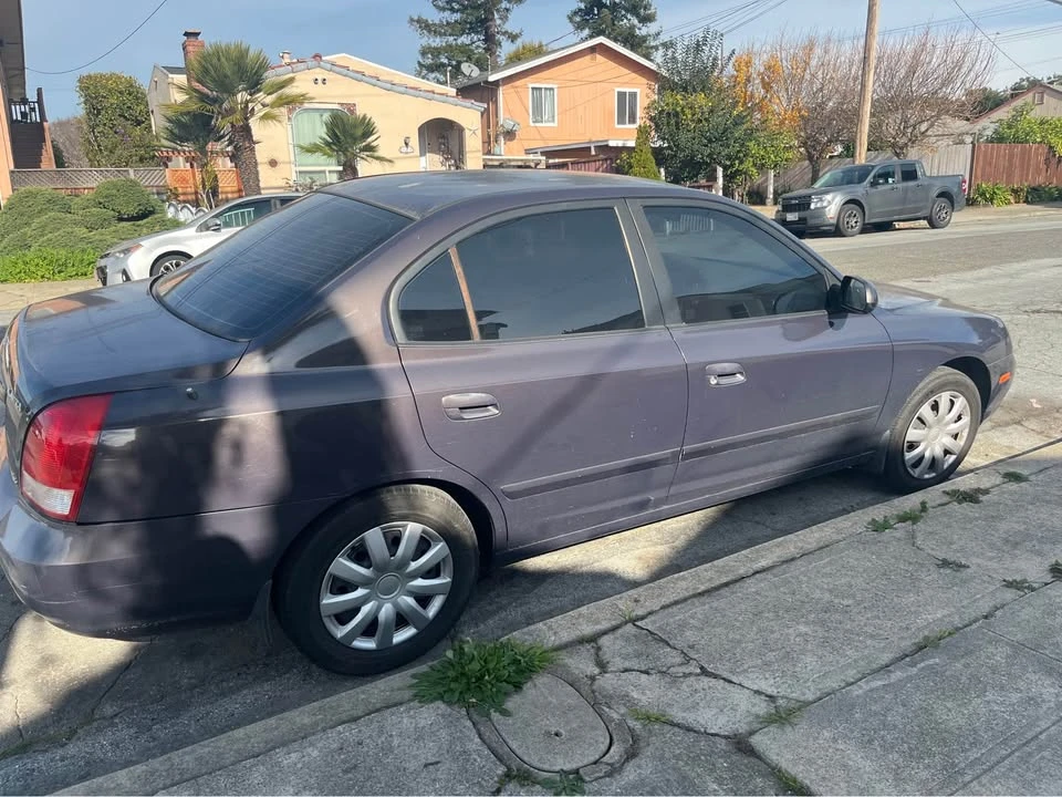 2001 Hyundai Elantra - Image 2 of 7