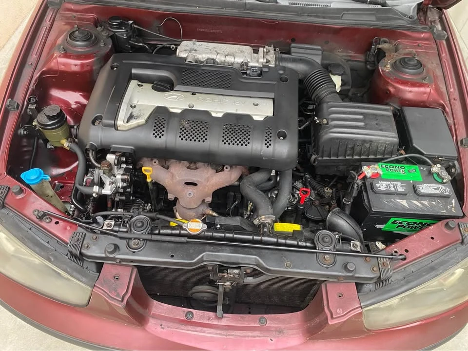 2001 Hyundai Elantra - Image 8 of 8