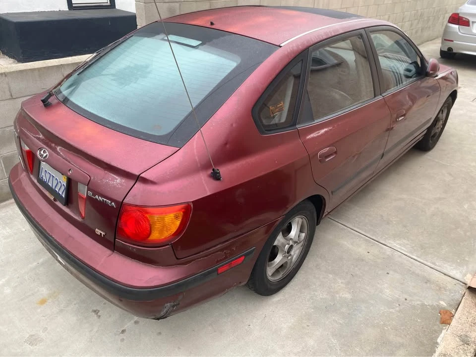 2001 Hyundai Elantra - Image 2 of 8