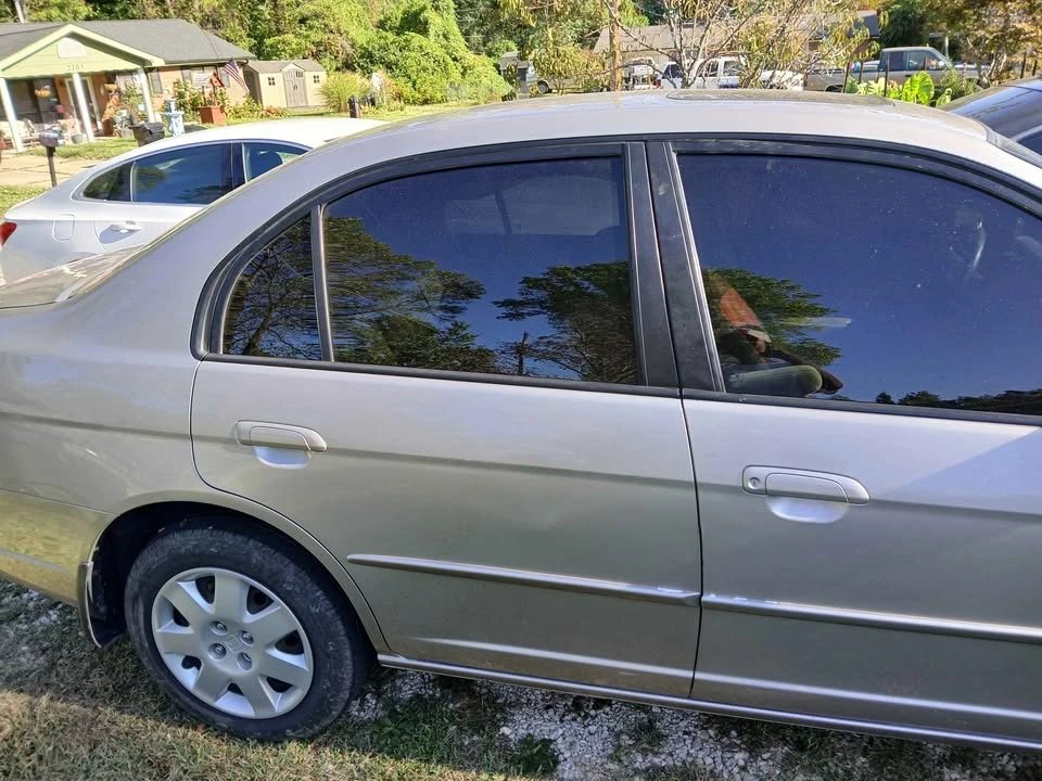 2001 Hyundai Ioniq 6 - Image 3 of 7