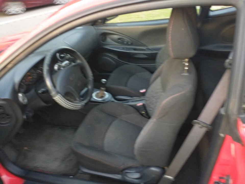 2001 Hyundai Tiburon - Image 6 of 7