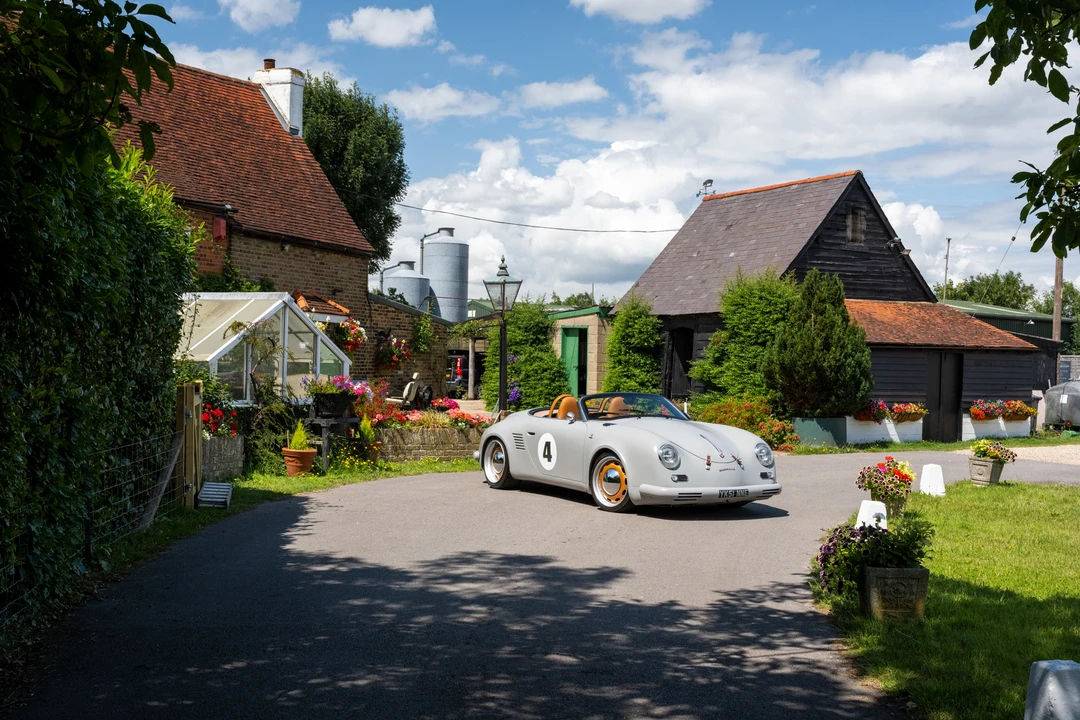 2001 Porsche 356 Replica - Image 13 of 31