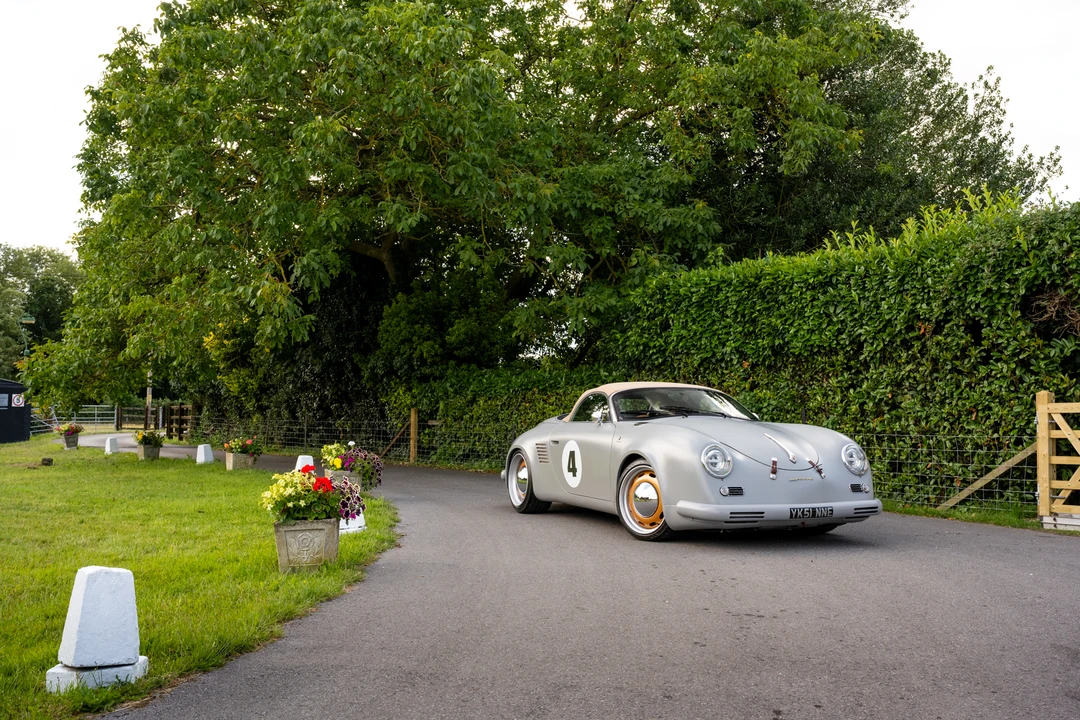 2001 Porsche 356 Replica - Image 14 of 31