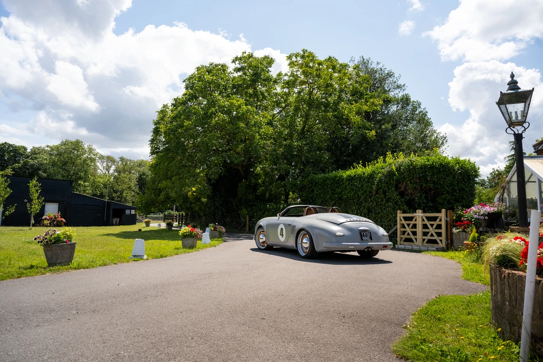 2001 Porsche 356 Replica - Image 17 of 31