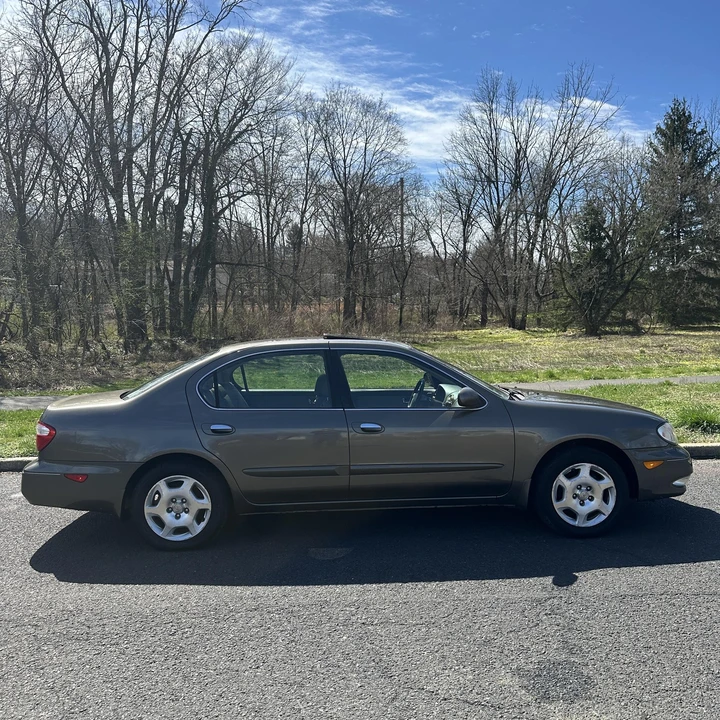 2001 Infiniti I30 & I35 2nd Gen - Image 2 of 31