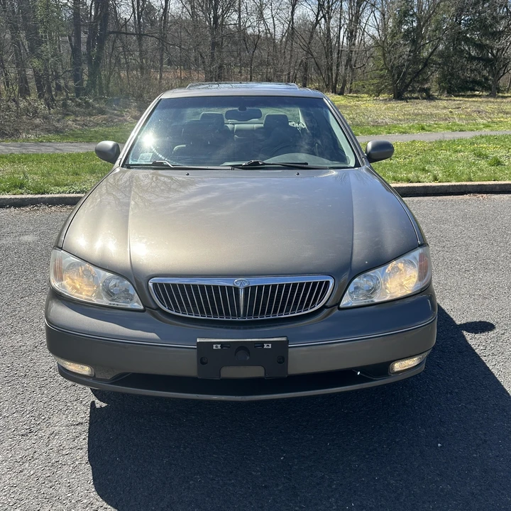 2001 Infiniti I30 1st Gen - Image 11 of 21