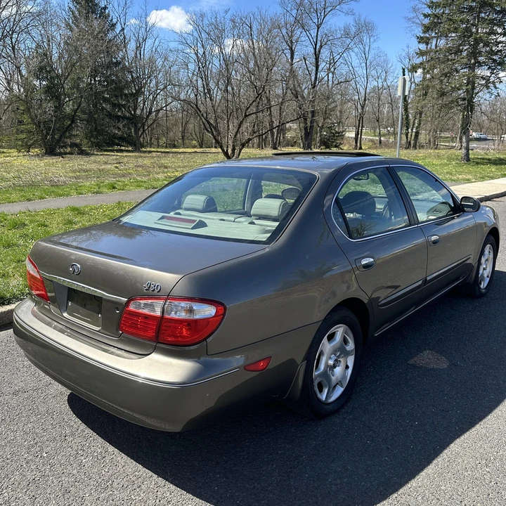2001 Infiniti I30 1st Gen - Image 3 of 21