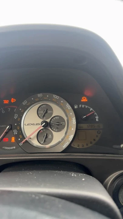 2001 Lexus IS 1st Gen - Image 8 of 8