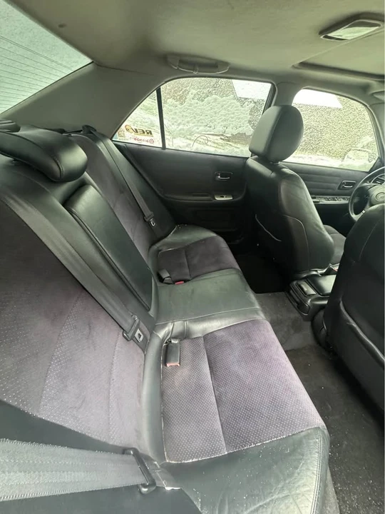 2001 Lexus IS 1st Gen - Image 7 of 8