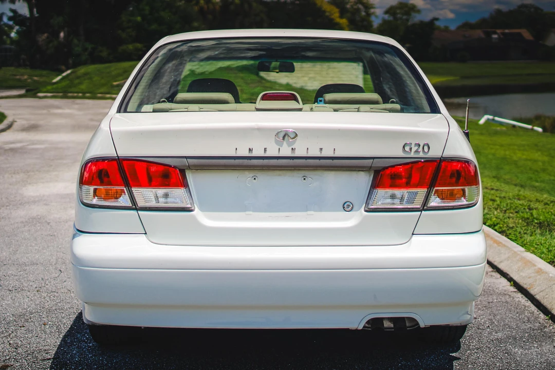 2001 Infiniti G20 2nd Gen - Image 5 of 5