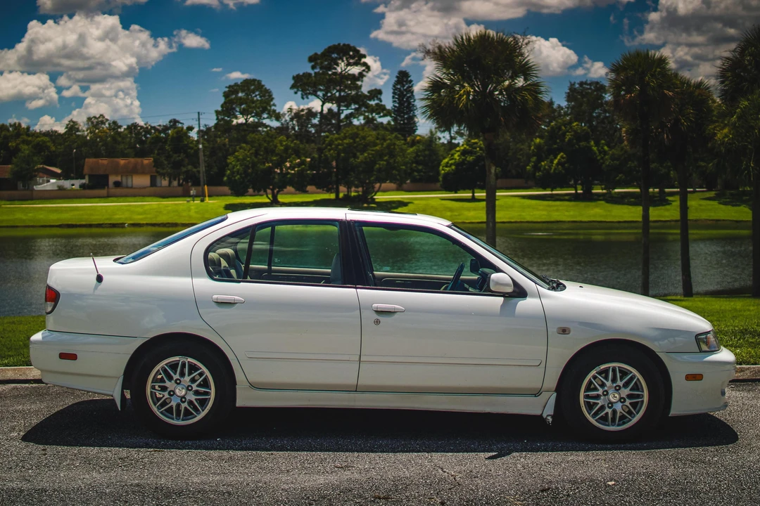 2001 Infiniti G20 2nd Gen - Image 3 of 5